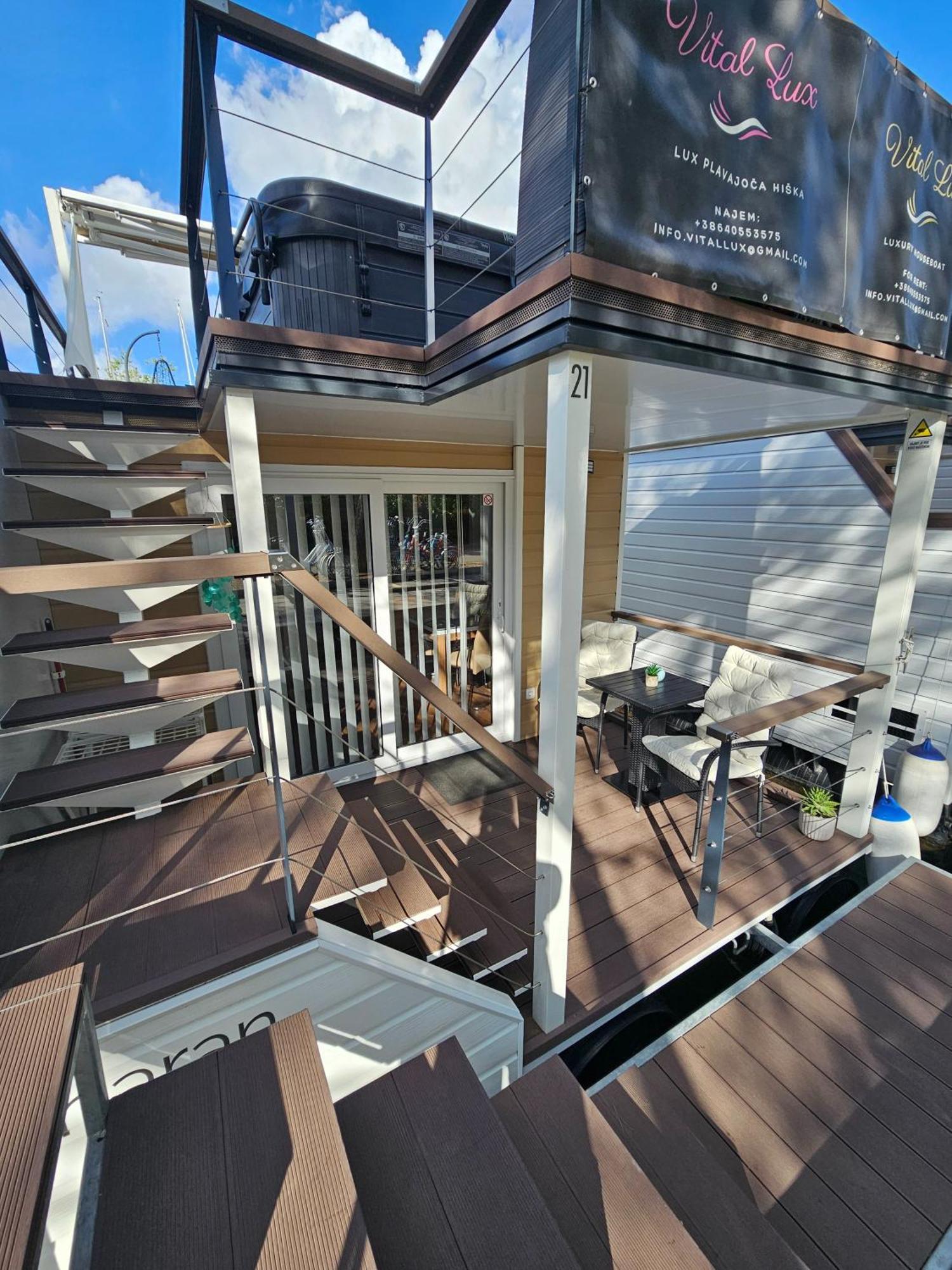 Floating Sea House - Vital Lux 波尔托罗 外观 照片